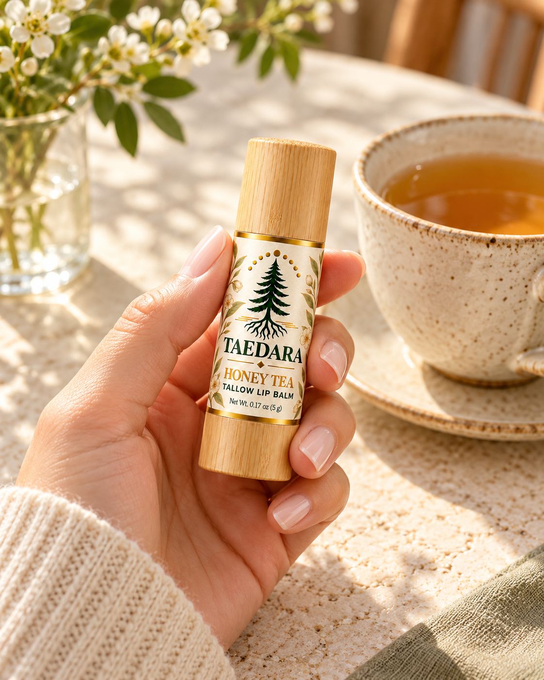 THE HYDRATING LIP BALM - Honey Tea Tallow 0.17 oz